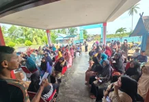 Warga Rentan Bunguran Utara Terima Bantuan Pangan