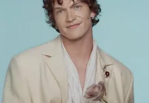 Jadi Brand Ambassador, Connor Storrie Tampil Memukau di Blue Book 2026 Tiffany & Co.