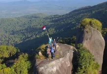 Inidia Alat yang Wajib Dibawa saat Ingin Mendaki Gunung