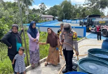 Polres Natuna Bantu Air Bersih untuk Warga Desa Binjai