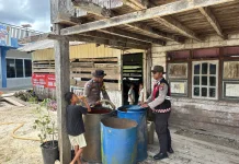 Polres Natuna Salurkan Air Bersih untuk Warga Desa Binjai
