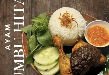 Pawon Jawana Sajikan Ayam Bumbu Hitam Khas Nusantara