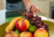 Waktu Terbaik Mengonsumsi Buah untuk Kesehatan Tubuh