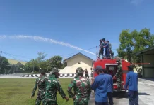 Damkar Natuna Latih Anggota Komposit Operasikan Mobil Pemadam