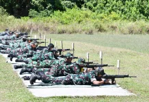 Bintara dan Tamtama Lanud RSA Asah Kemampuan Menembak