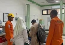 Tim SAR Natuna Evakuasi Korban Lakalantas di Jalan Sungai Ulu