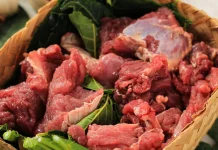 Membersihkan Daging Menurut Pakar Keamanan Pangan Modern