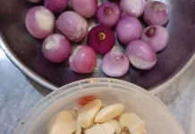 Bawang Kupas Jadi Pilihan Praktis Para  Ibu-Ibu