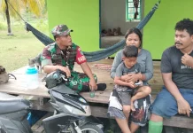 Babinsa Kadur Pererat Silaturahmi Warga