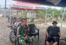 Babinsa Tapau Perkuat Silaturahmi Bersama Warga Desa Binaan