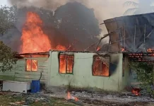 Rumah Warga di Kelarik Air Mali Ludes Terbakar