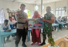 Babinsa Awasi Penyaluran BLT DD