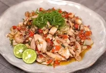 Resep Ayam Kukus Pedas Daun Jeruk ala Ayu