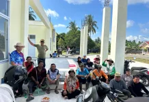 Kelurahan Ranai Darat Bersama Warga Dukung Operasional SMP Negeri 004