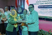Wakil Bupati Natuna Hadiri Pelantikan  DPD Perempuan HKTI Kepri