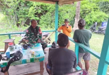Babinsa Tanjung Pala Perkuat Silaturahmi