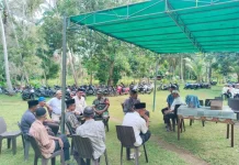 Babinsa Air Putih Melayat Kerumah Duka Warga