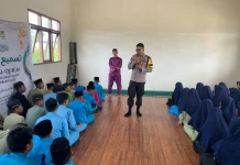 Cegah Bullying , Bhabinkamtibmas Bandarsyah Edukasi Siswa