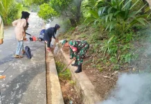 Babinsa Serasan Ajak Warga  Bersihkan Lingkungan