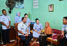Hari Bakti TNI AU ke-79, Danlanud Raden Sadjad Kunjungi Purnawirawan dan Pensiunan