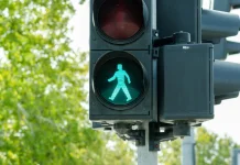 Hari Lampu Lalu Lintas Internasional Setiap 5 Agustus, Simak Sejarahnya