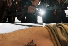 Chris Evans Ungkap Tato Kembar OG Avengers, Scarlett Johansson Jadi Dalang