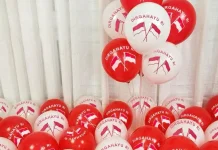 Pedagang Pernak-Pernik Merah Putih Mulai Ramai di Ranai