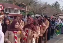 Pawai SMAN 2 Bunguran Timur Libatkan 365 Peserta