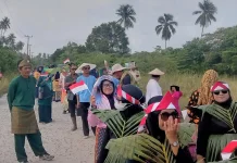 150 Warga Kelarik Air Mali Meriahkan Pawai