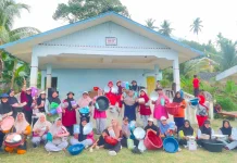 Ibu-Ibu PKK Desa Sabang Mawang Barat Meriahkan HUT RI ke-81