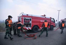 Lanud RSA Kembali Kerahkan Mobil PK untuk Tangani Karhutla di Natuna