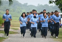 Jaga Kebugaran dan Kekompakan, Personel Lanud RSA Natuna Lari Bersama