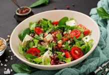 Cara Membuat Salad yang Sehat untuk Menu Harian
