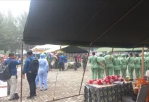 Warga Natuna Antusias Belanja di Bazar TNI