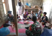 Babinsa Batu Gajah Hadiri kegiatan Tahlilan 40 Hari Dirumah Warga