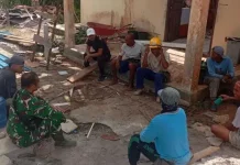Babinsa Tapau Perkuat dan Pantau Kondisi Wilayah Binaan