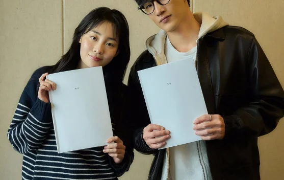 Film Messily Ever After Membagikan Sesi Pembacan Naskah