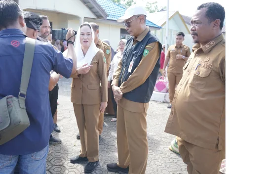 Warga Bunguran Tengah Antusias Sambut Harga Subsidi di Pasar Murah