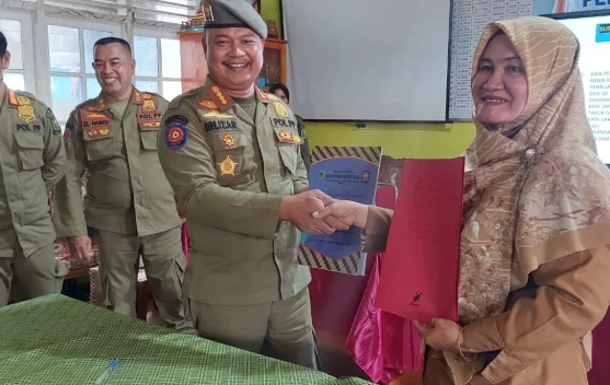 SDN 001 Ranai Gandeng Satpol PP Bentuk Lingkungan Sekolah Tertib