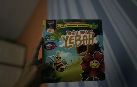 Manfaat Membacakan Dongeng sebelum Tidur untuk Anak