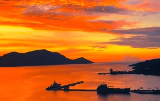 Sunset di Selat Lampa, Pesona Senja yang Memikat Hati