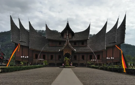 Mengenal Suku Minang, Masyarakat yang Kaya Akan Budaya dan Tradisi