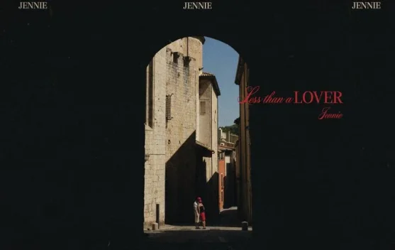 Jennie Isyaratkan Comeback Musim Panas lewat "Less Than A Lover"