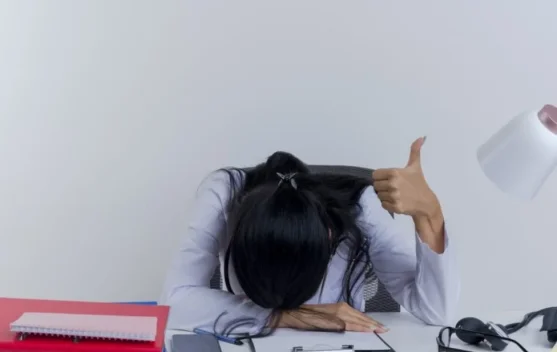 Tips Atasi Capek Hati, Pikiran, dan Perasaan