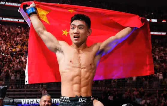 Pukul K.O Umar Nurmagomedov, Song Yadong Bikin Kejutan di UFC Shanghai