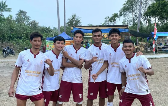 Perjuangan Berbuah Manis, Kelarik Barat Menang atas PianTengah
