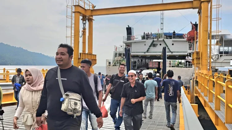 Arus Transportasi Sabang Stabil di Hari ke-10 Ramadan