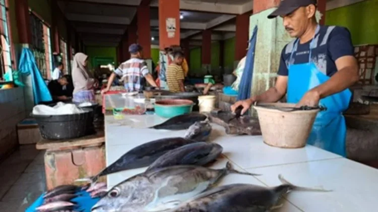 Harga Ikan dan Udang di Pasar Induk Kota Sabang Stabil