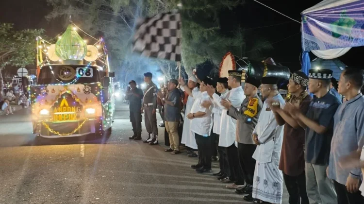 Wali Kota Sabang Lepas Pawai Takbir Idul Fitri 1447 H Meriah