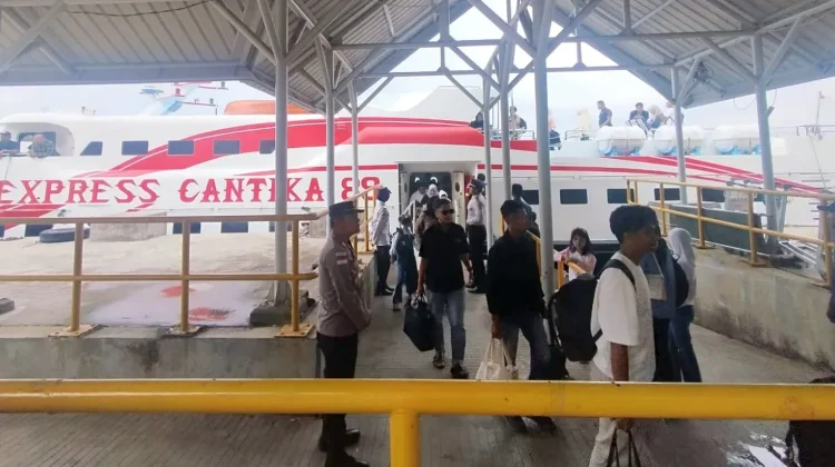 Warga Terbantu Tiket Mudik Gratis Kapal Cepat Sabang
